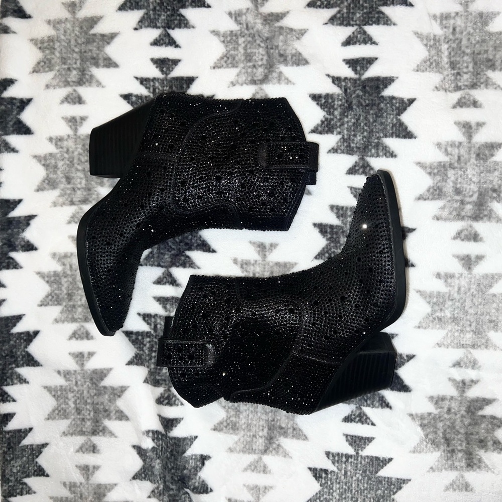 Women’s boots